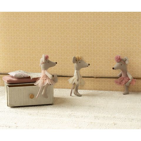 Maileg Ballerina Mouse Little Sister-Rose Mice Maileg   