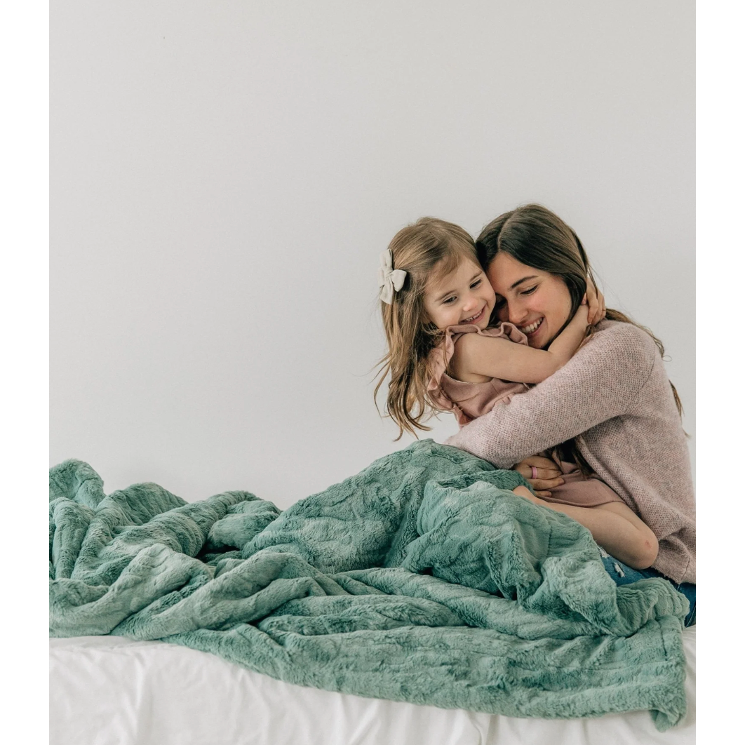 Saranoni Patterned Faux Fur Throw Blankets