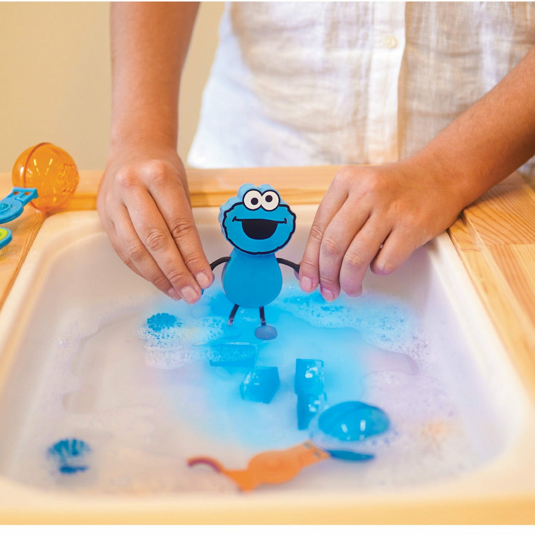 Glo Pals Characters -Cookie Monster Bath Time Glo Pals   